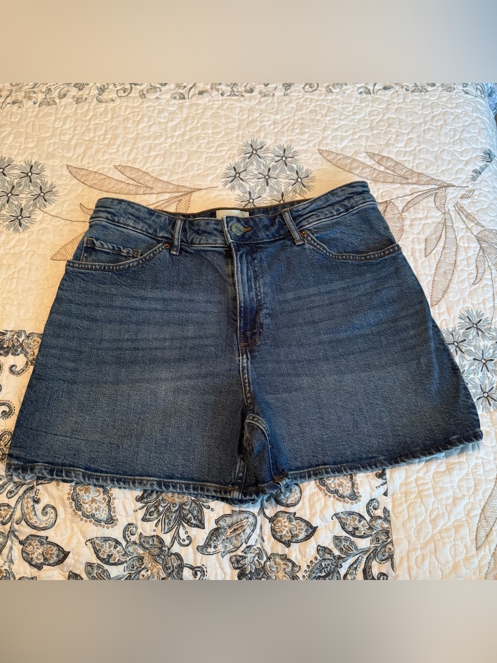 H&M Jean shorts size 10